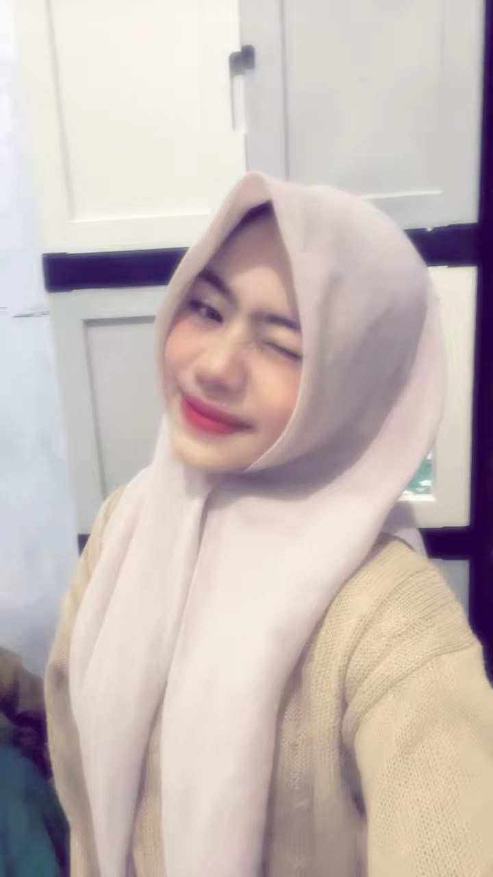 Nadia Qausari